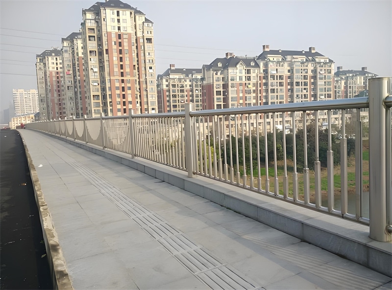 不銹鋼護(hù)欄